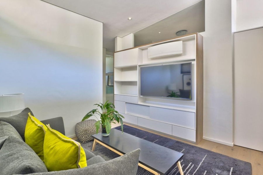 5 Bedroom Property for Sale in Fresnaye Western Cape